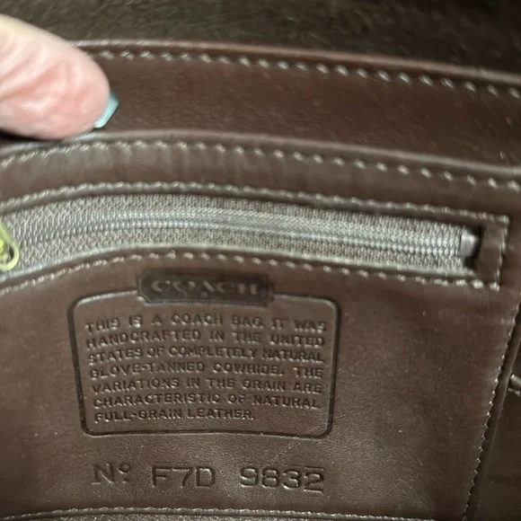 Coach vintage 1997 turn lock clutch - Picture 9 of 9